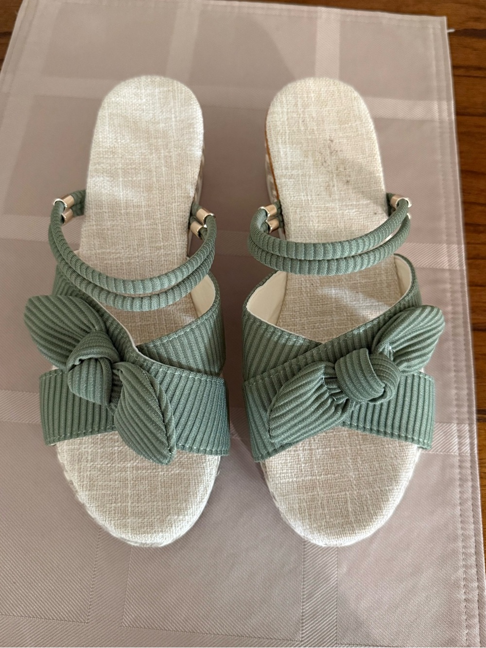 SHEIN Sage Green Knotted Bow Slide Sandals